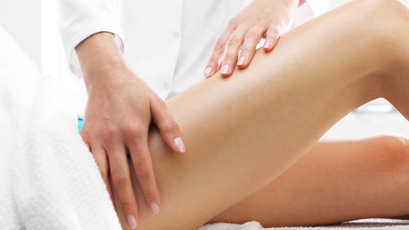 Mặt trong đùi là chỗ nhạy cảm của con gái