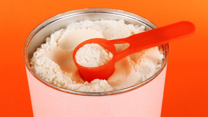 Hướng dẫn cha mẹ cách pha sữa bột cho trẻ sơ sinh đúng chuẩn