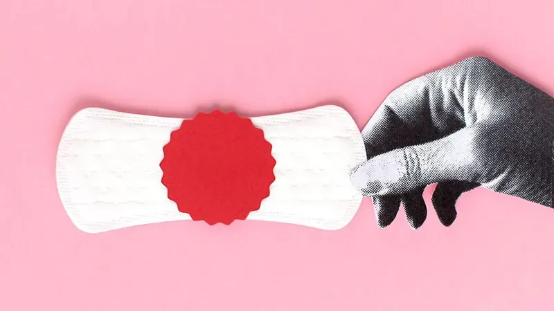 Que thử thai 2 vạch nhưng ra máu