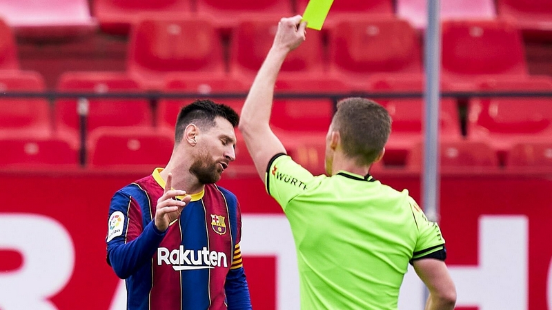 Các tình huống nhận thẻ vàng